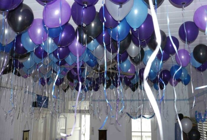 How to make balloon decoration for birthday party